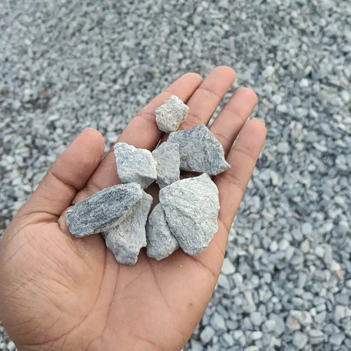 jual batu split berkualitas untuk wilayah jabodetabek ready 24 jam